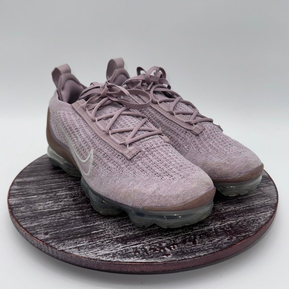 Nike Air Sneakers Womens 9 VaporMax 2021 Flyknit DC9454-500 Purple Plum Shoes